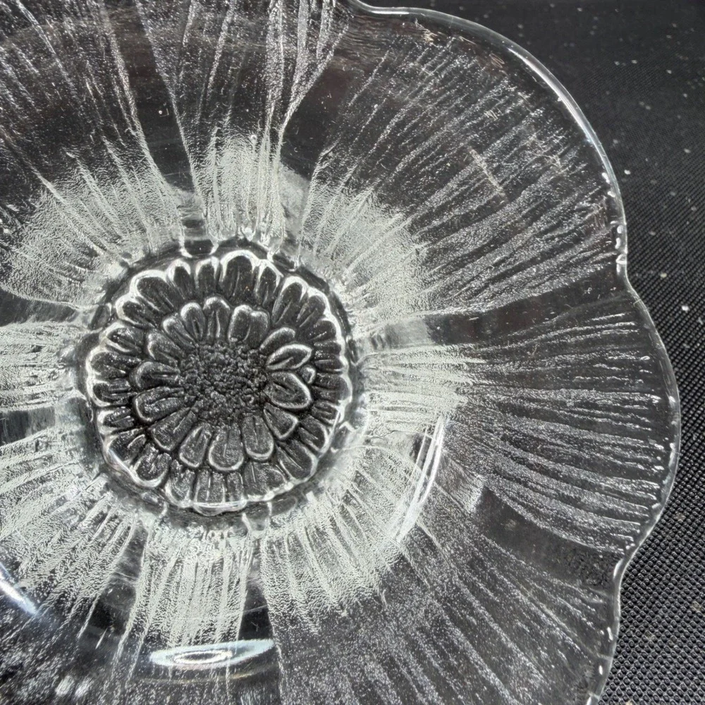 Lasisepat Mantsala Flower Candle Holder Votive Clear Textured Glass Finland 4in